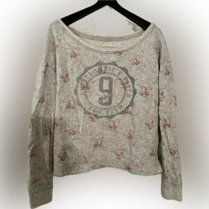 Abercrombie & Fitch cropped sweatshirt - Sz M